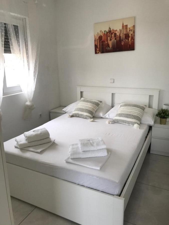 Apartament Nelany Zubovići Zewnętrze zdjęcie