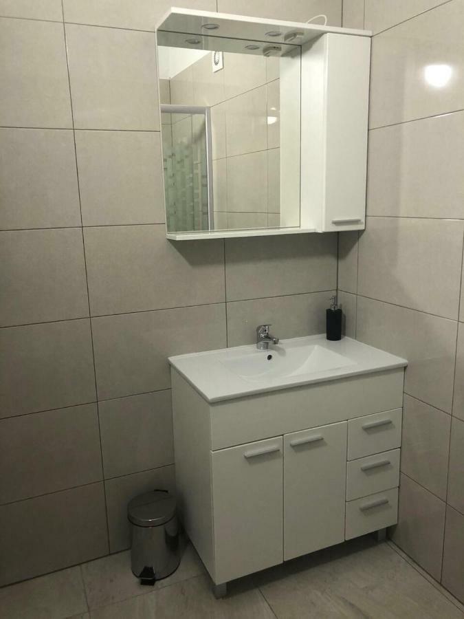 Apartament Nelany Zubovići Zewnętrze zdjęcie