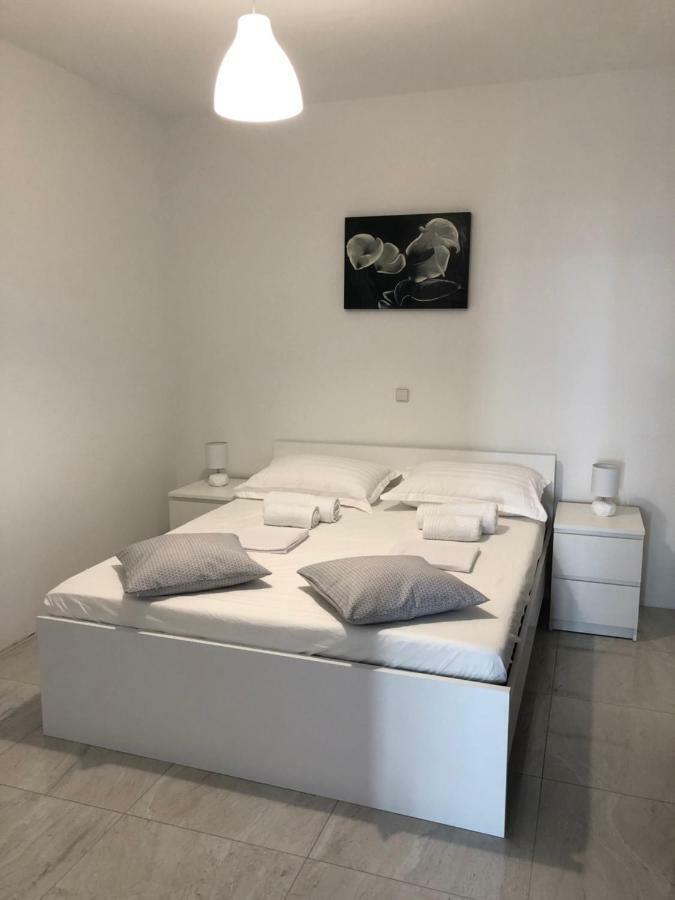 Apartament Nelany Zubovići Zewnętrze zdjęcie