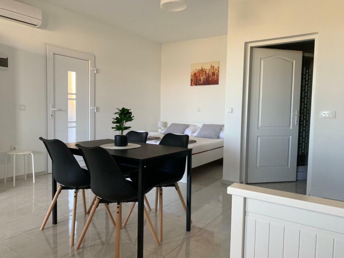Apartament Nelany Zubovići Zewnętrze zdjęcie