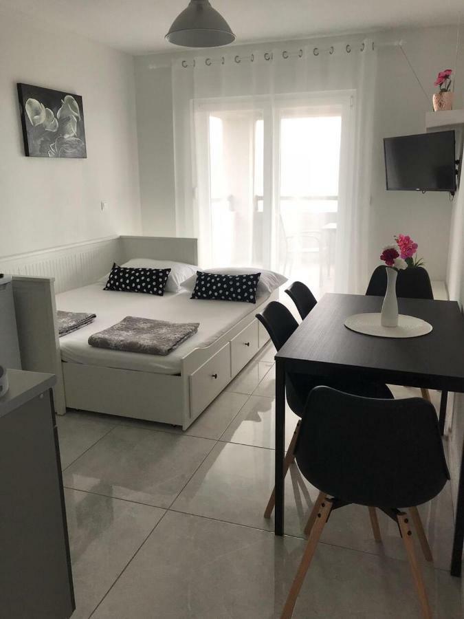 Apartament Nelany Zubovići Zewnętrze zdjęcie