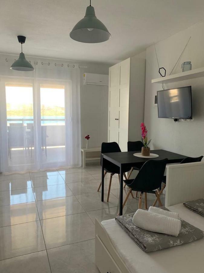 Apartament Nelany Zubovići Zewnętrze zdjęcie
